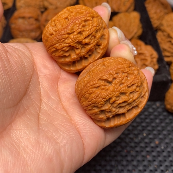 吊坠文玩核桃秦岭野生38