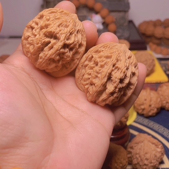 文玩核桃吊坠42全品麦虎