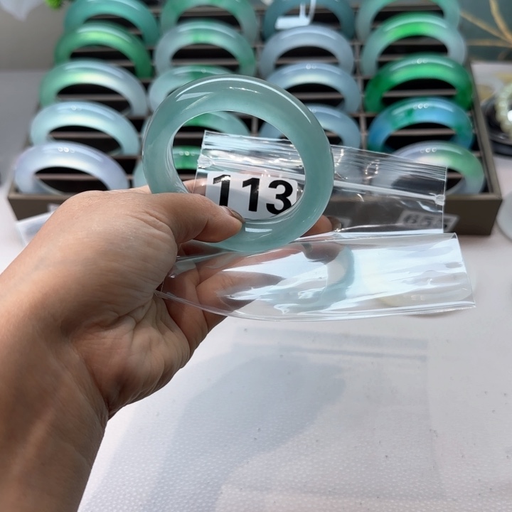 玉有****福时尚飘花手镯113