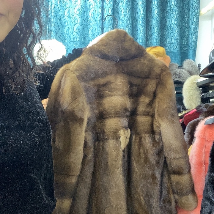 直播间福利款拍直播间实物