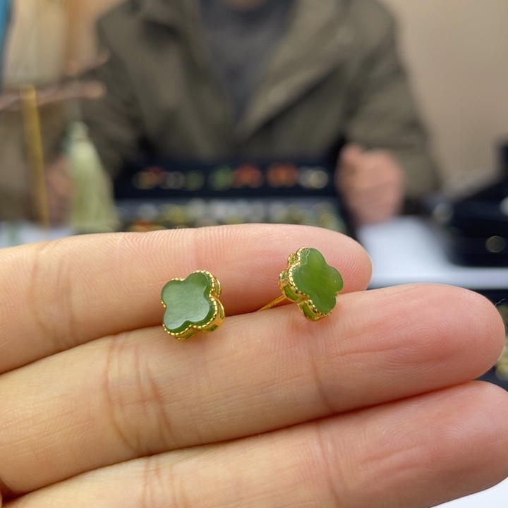 和田玉银S925镶嵌耳饰