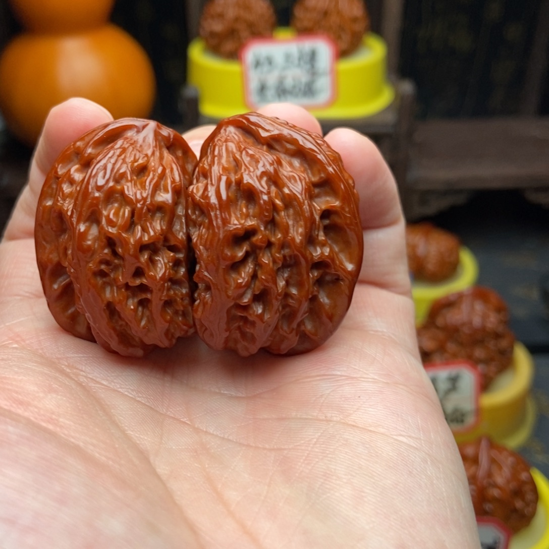 吊坠文玩核桃白狮子半壁江山