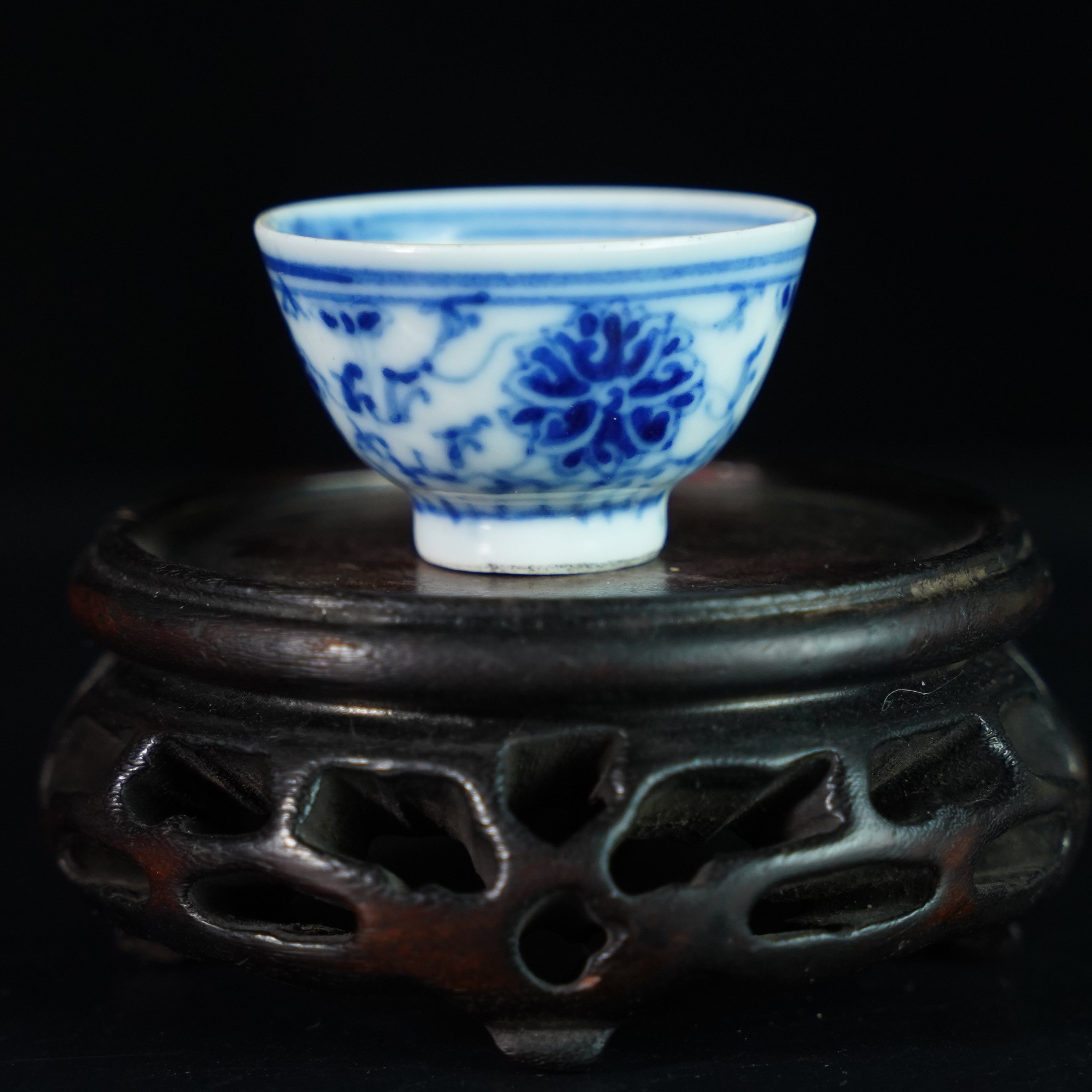 LXZ2580120022【十竹斋】清光绪青花万寿藤杯（大清光绪年制款）