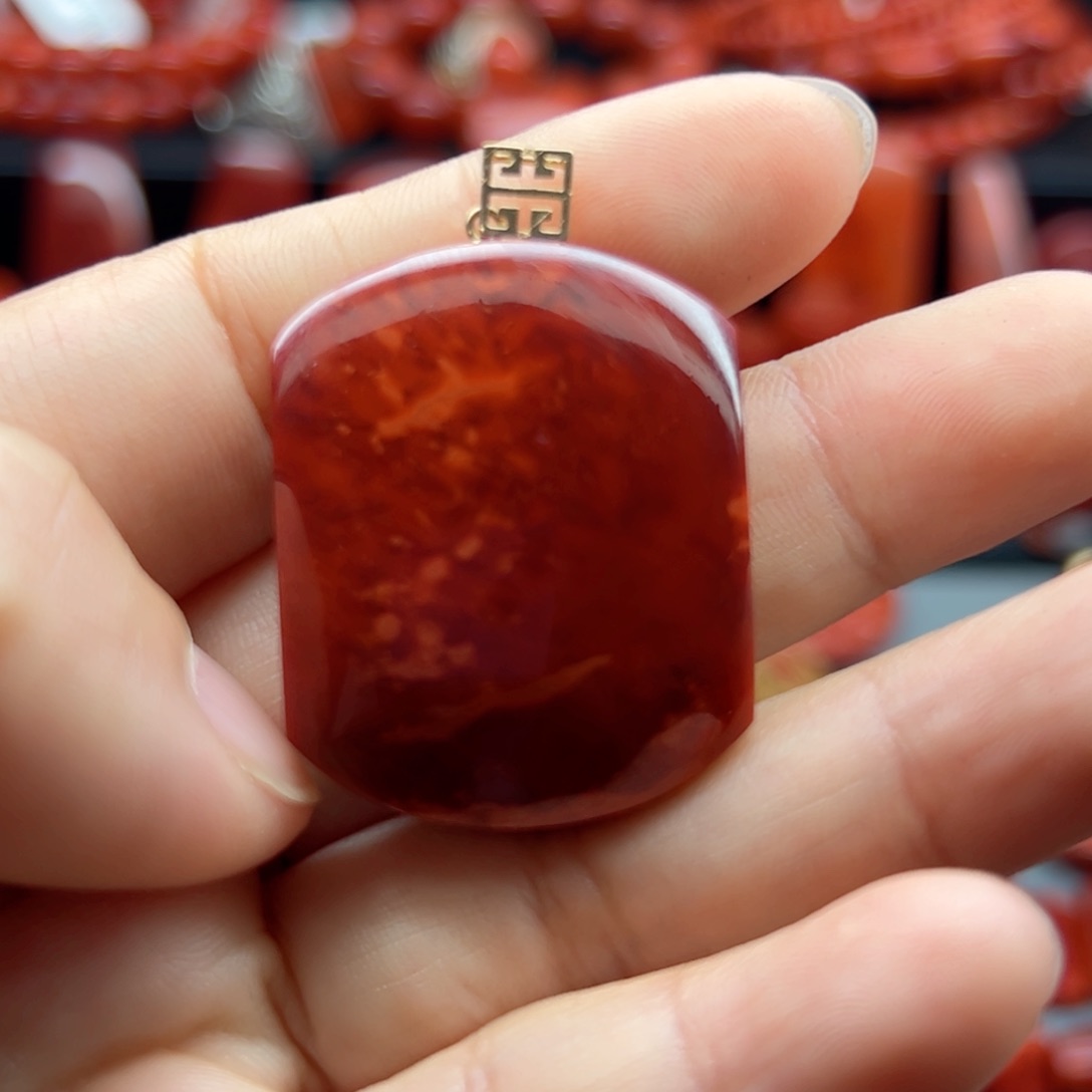 南红玛瑙配饰未镶嵌怡**得