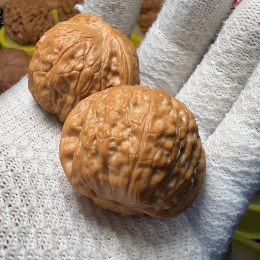 凄****文玩核桃吊坠磨盘