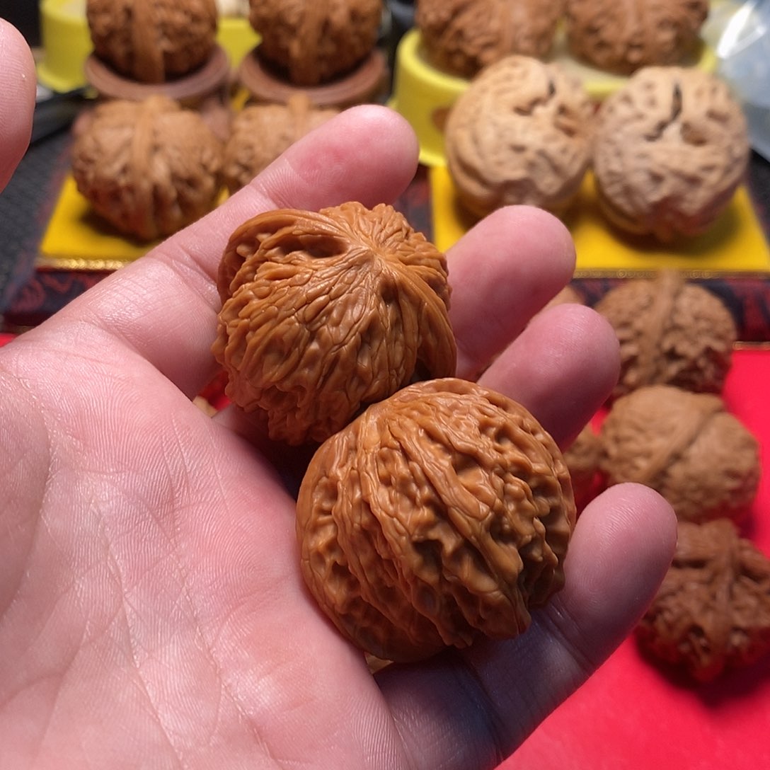 桃核把件喜**甜红皮精对磨盘