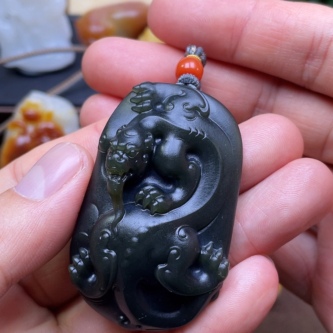 和田玉挂件未镶嵌