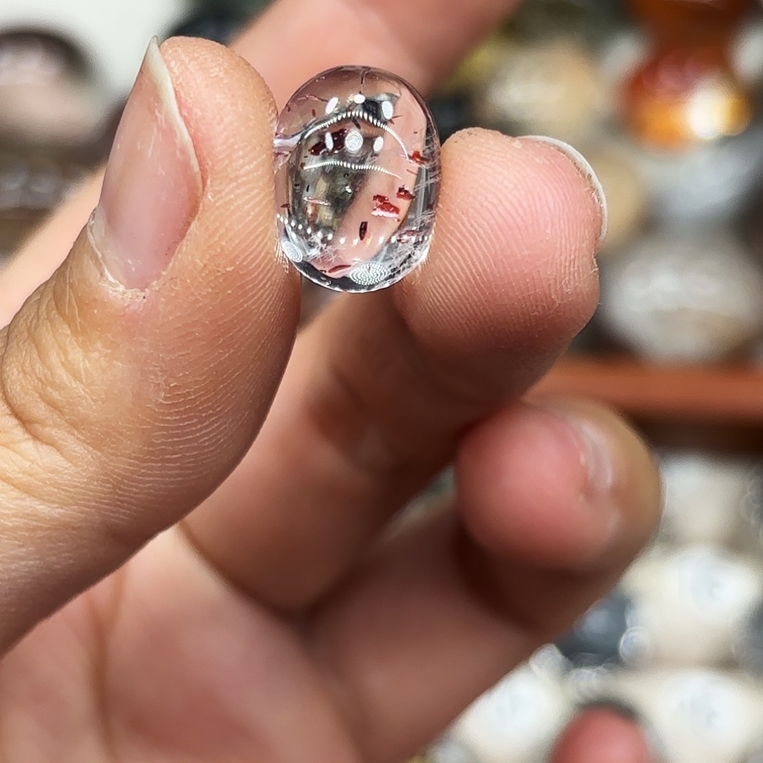 颈饰水晶未镶嵌水晶