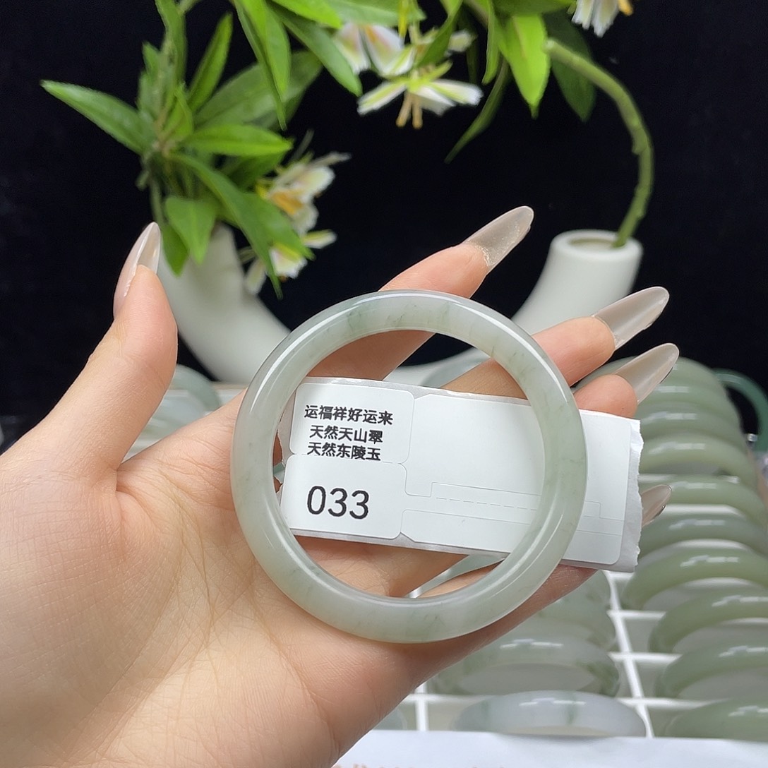 石英质玉未镶嵌手镯033