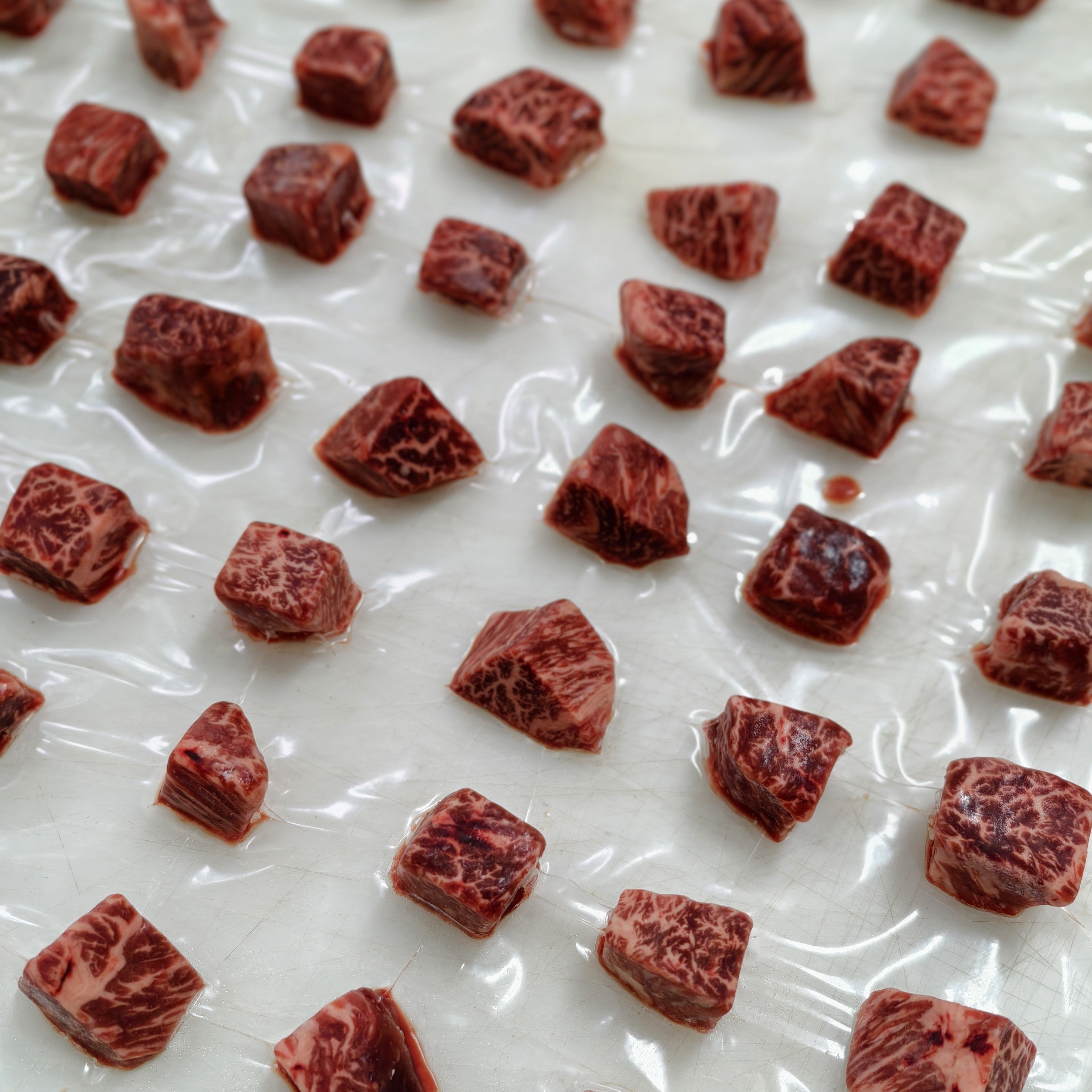 国产和牛原切雪花牛肉粒1KG（75-80粒）