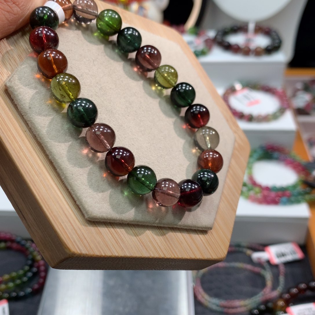 碧玺手链未镶嵌        9mm。