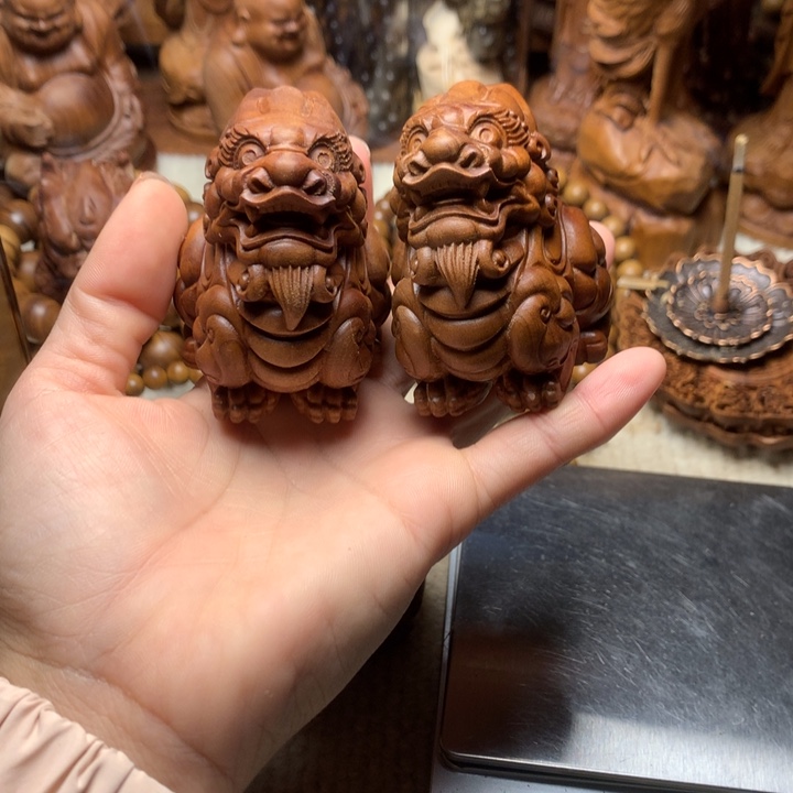 檀香木其他老山檀香手把件