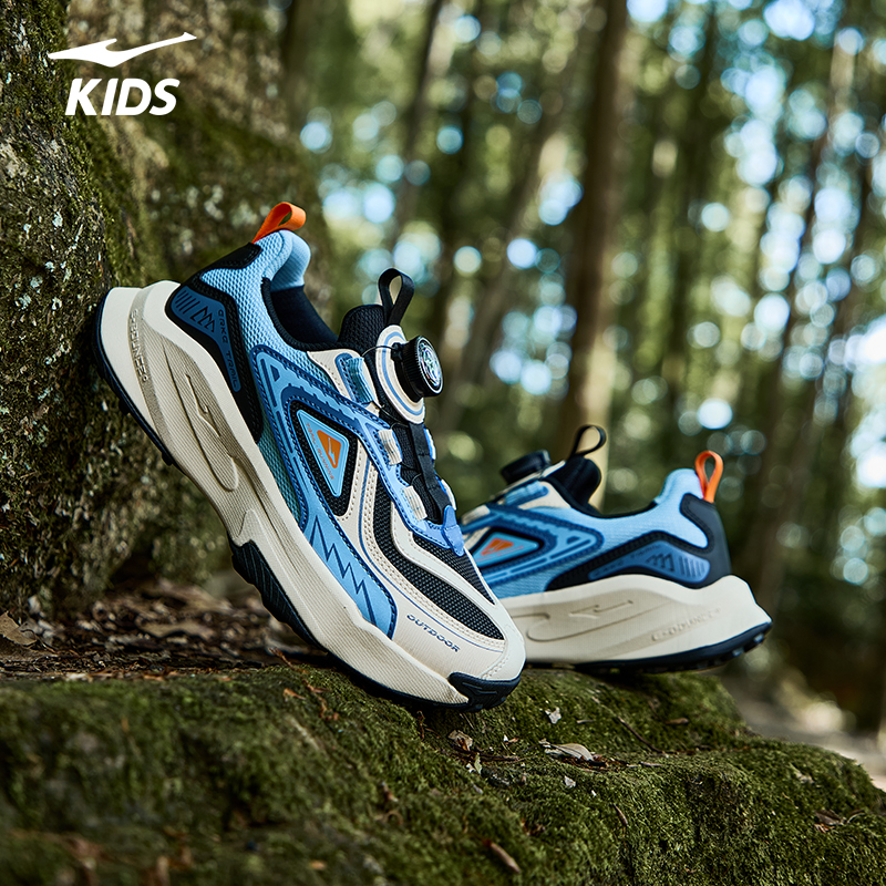 【线下款】鸿星尔克秋季网面透气户外防滑耐磨透气休闲旋钮运动鞋