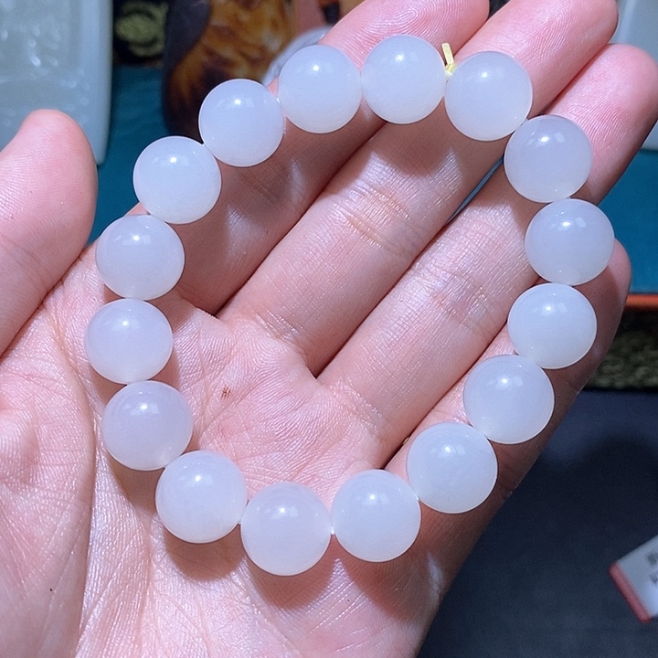 向***葵和田玉未镶嵌颈饰A7 