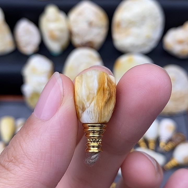 未镶嵌琥珀裸石11三通b731