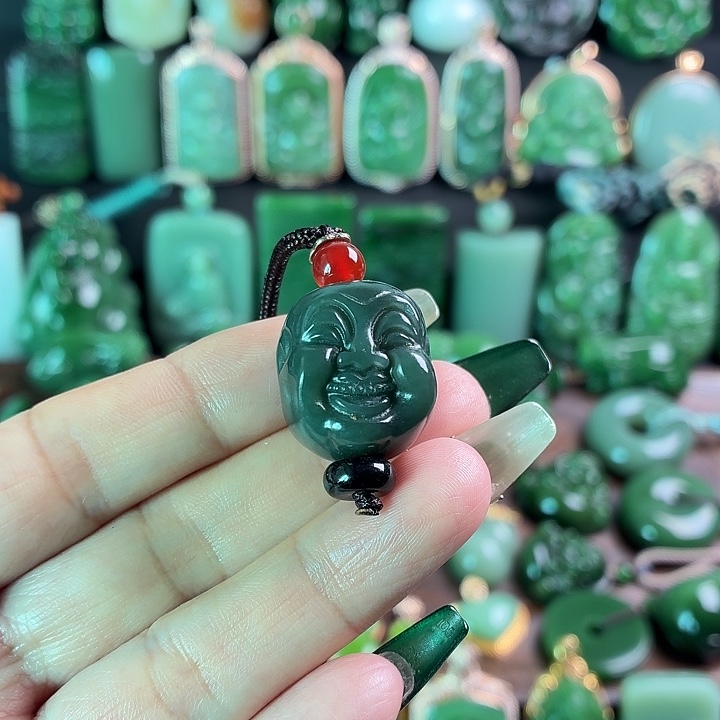 佳***儿和田玉未镶嵌挂件