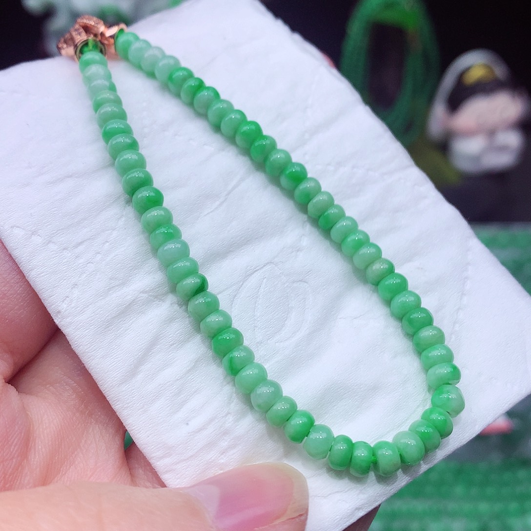 翡翠未镶嵌手链翡翠