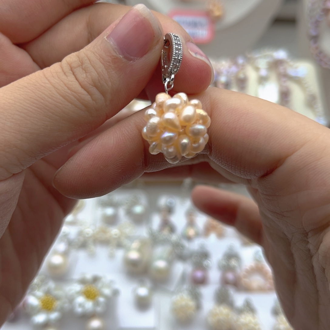 未镶嵌颈饰淡水珍珠