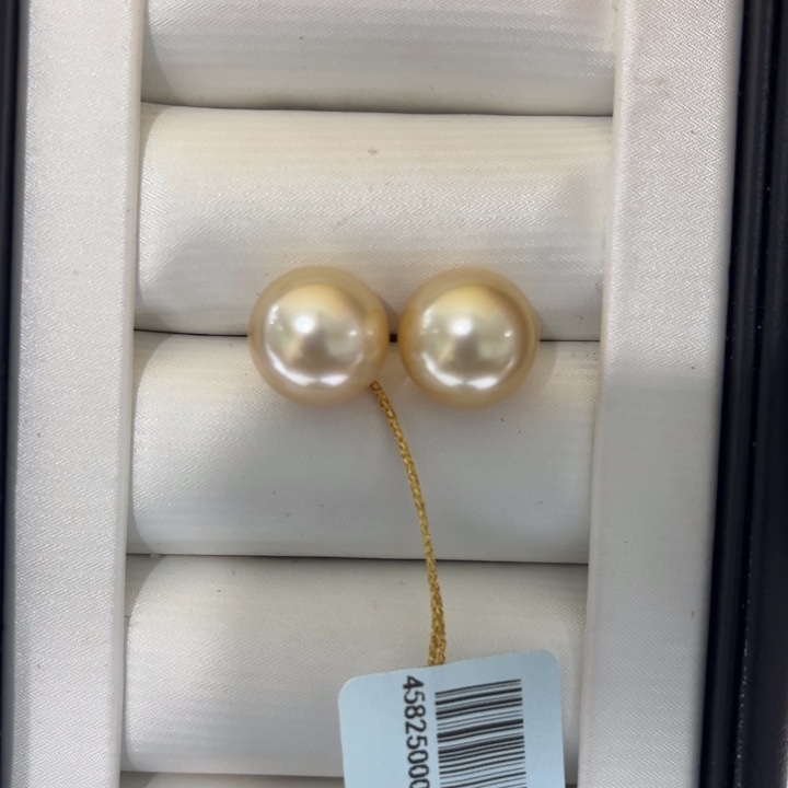 海水珍珠上新金珠素钉12-13mm18K金镶嵌