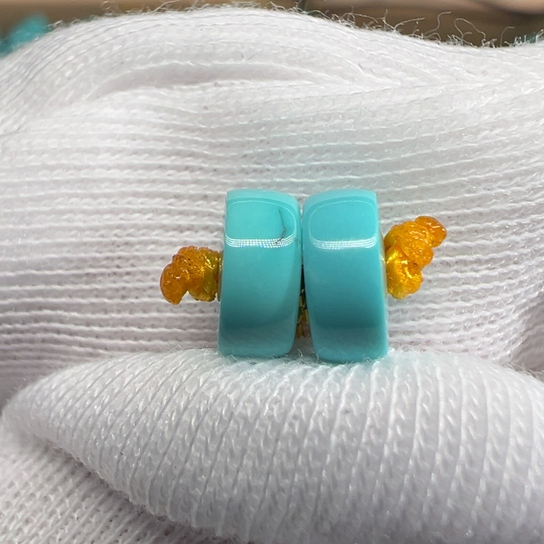 绿松石配饰未镶嵌