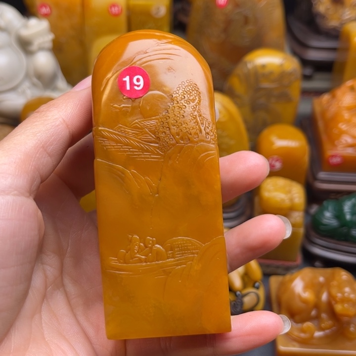 寿山石印石绿****娃题材：工艺品