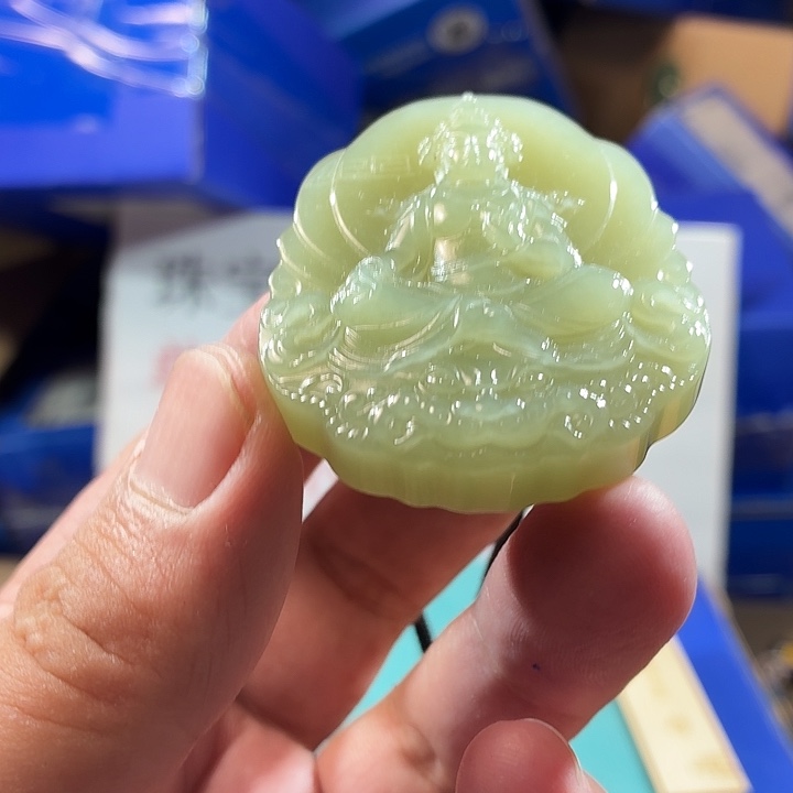 和田玉（糖玉）未镶嵌颈饰