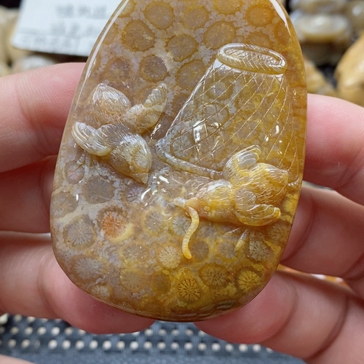 硅化珊瑚（珊瑚玉）颈饰未镶嵌