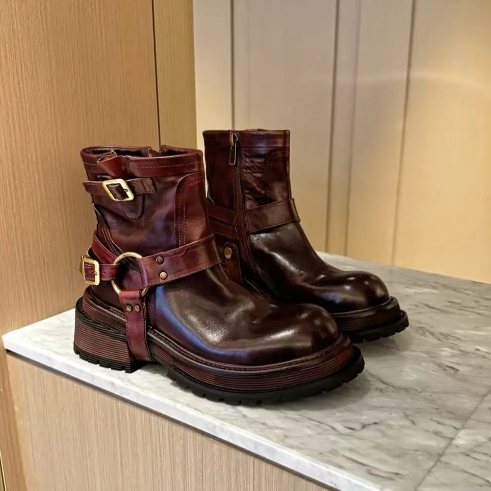 2024新款爆款英伦风马丁靴女短靴厚底真皮时尚