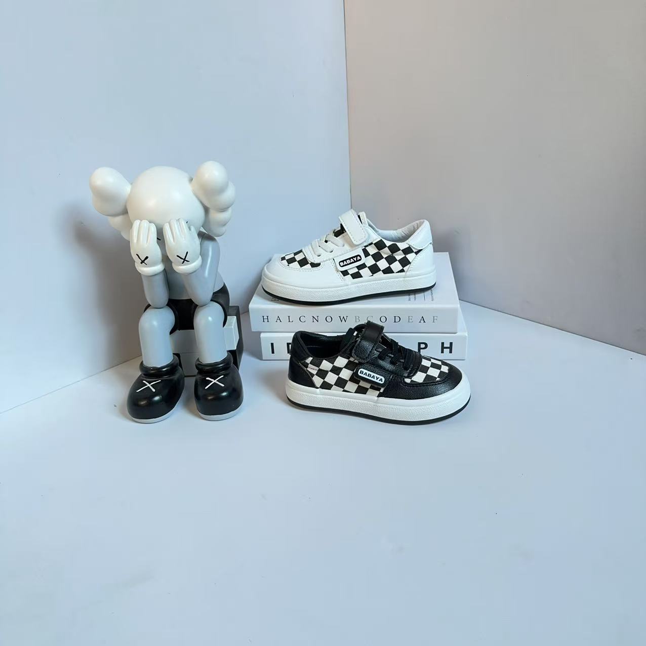 1222芭芭鸭女男不限不限季节板鞋男童韩版透气低帮女童