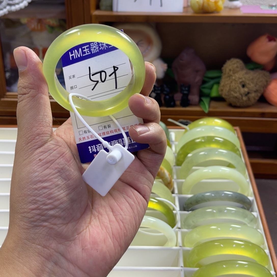 蛇纹石玉未镶嵌手镯392