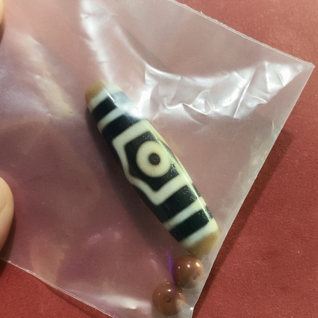 云***雀玛瑙/玉髓未镶嵌颈饰行运臻品顶料三眼