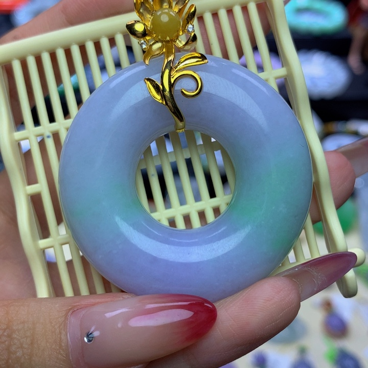 18K金镶嵌翡翠手链翡翠