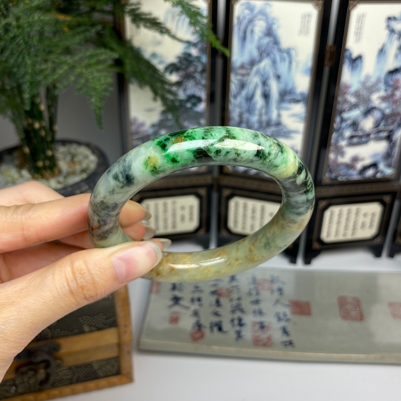 59.6老料特色多彩黄加绿洒金圆条手镯 天然翡翠A货手镯