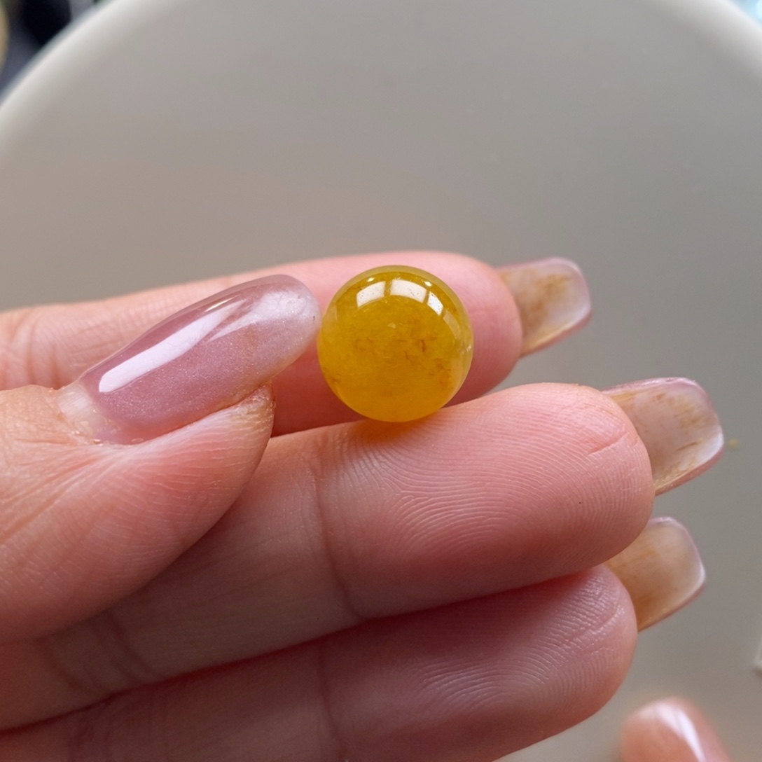 翡翠吊坠(不含链)未镶嵌翡翠满黄飘红珠卡12.3