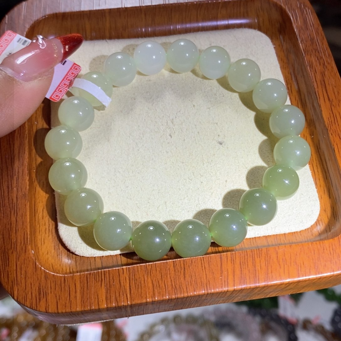 和田玉晴水渐变10mm未镶嵌