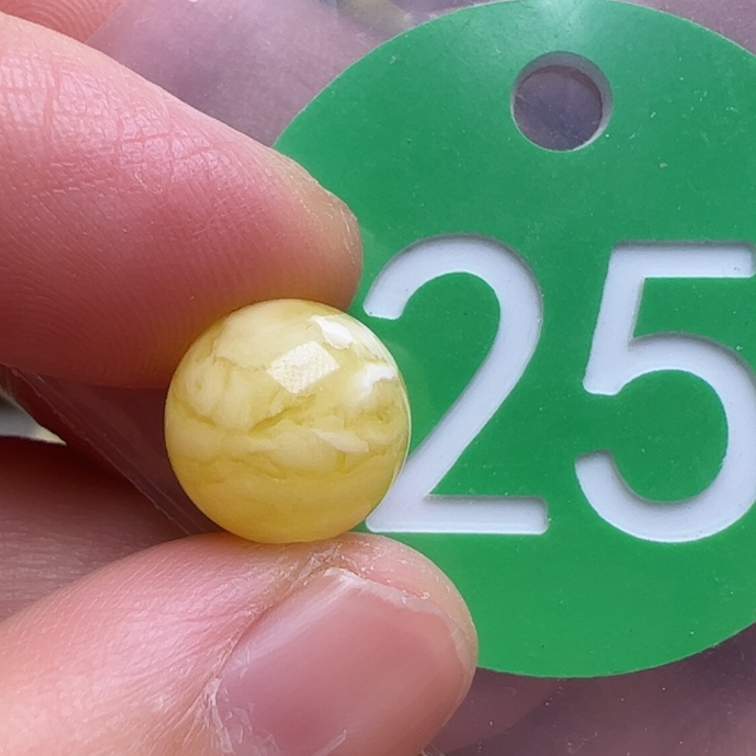 蜜蜡未镶嵌珠宝奇石10.6m m