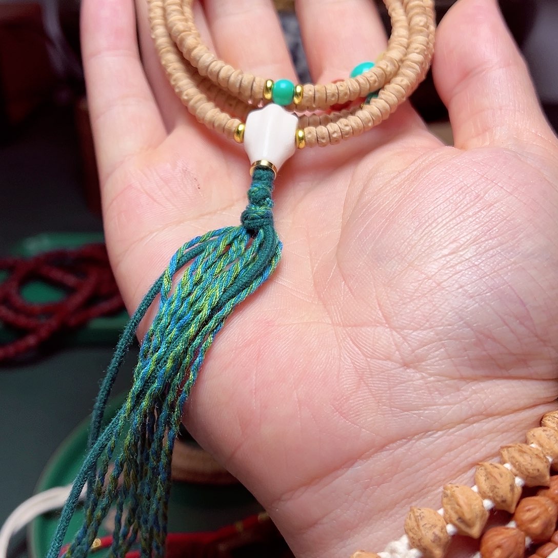 柏香籽/百香籽吊坠328.8