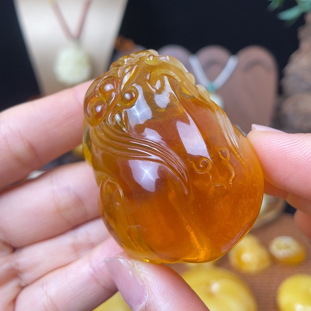 琥珀未镶嵌珠宝奇石花粉