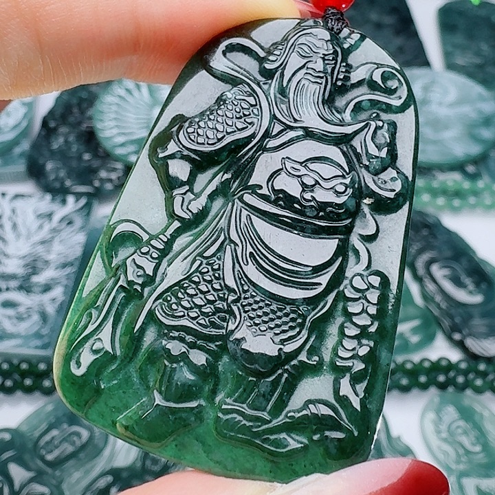 翡翠未镶嵌颈饰天然的A货翡翠多样性发其一