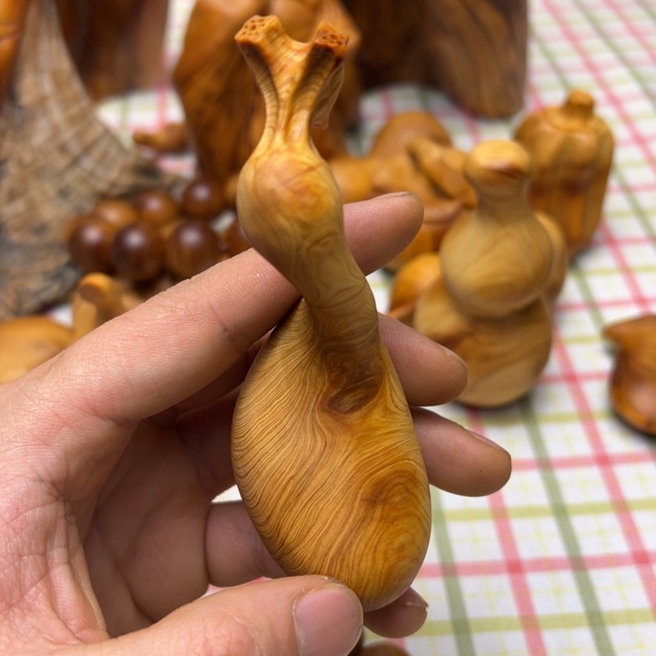 之***水柏木（崖柏）陈化老料手串把件 