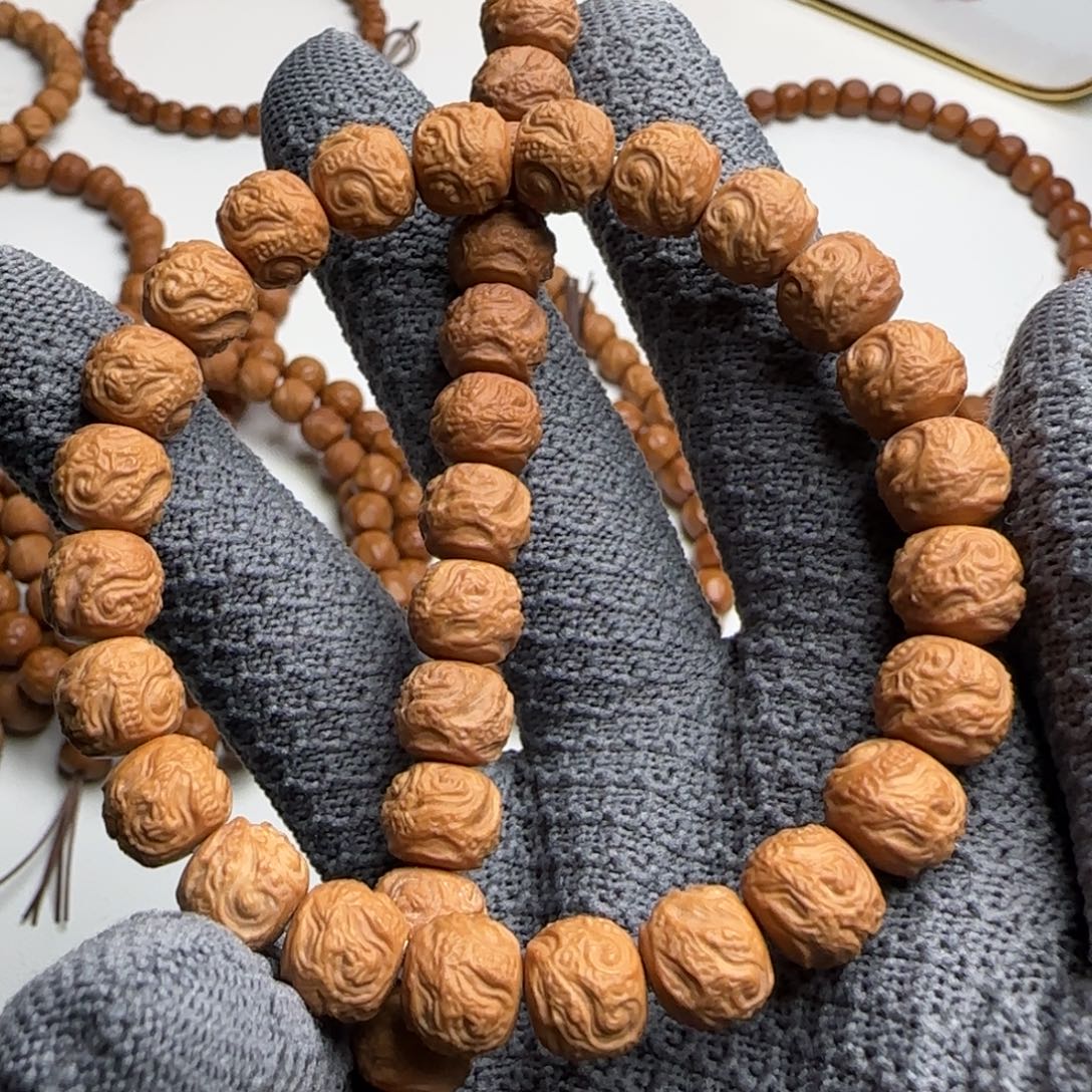 猴头核桃吊坠全品玄鸟