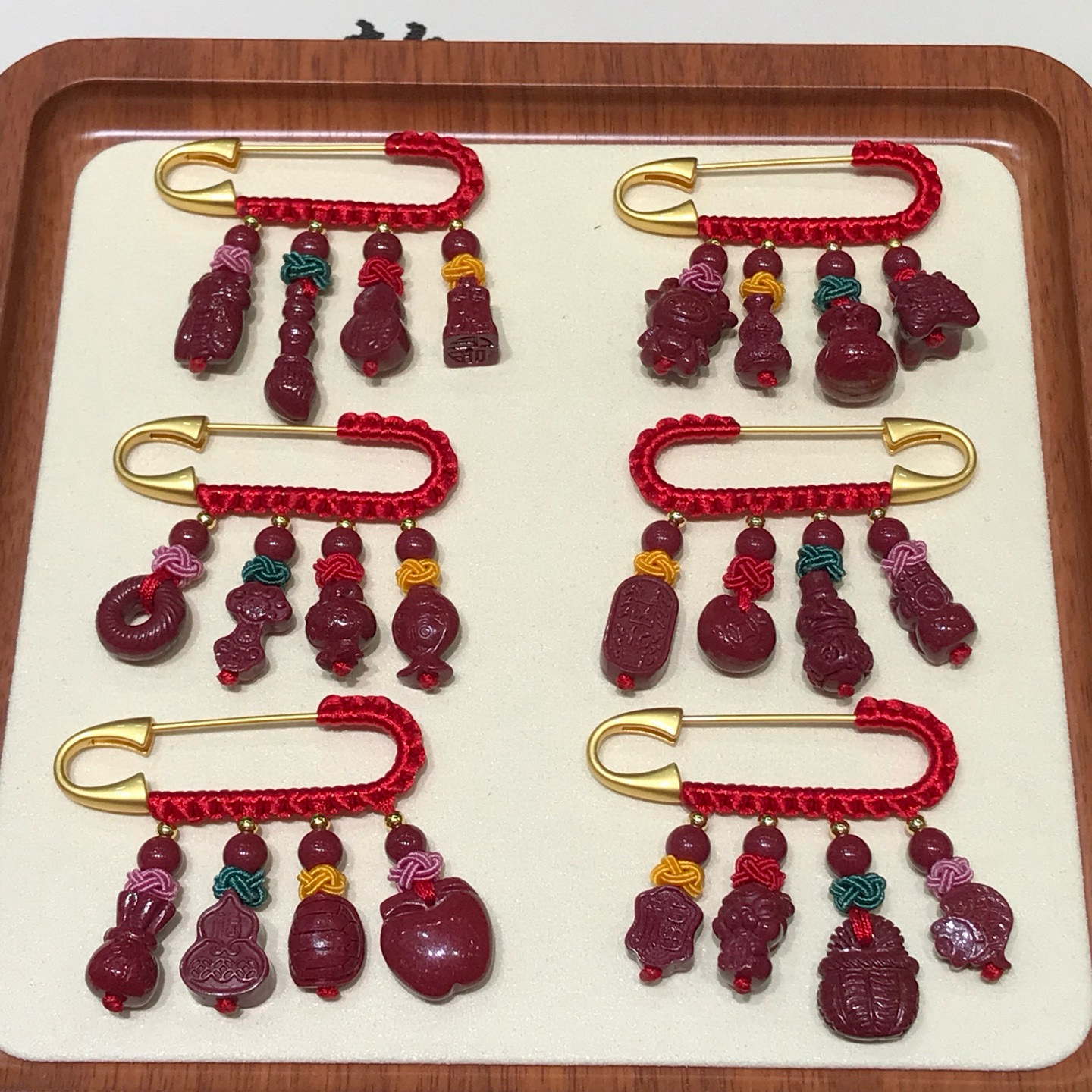 含辰砂工艺品保真高含量紫金砂新款别针
