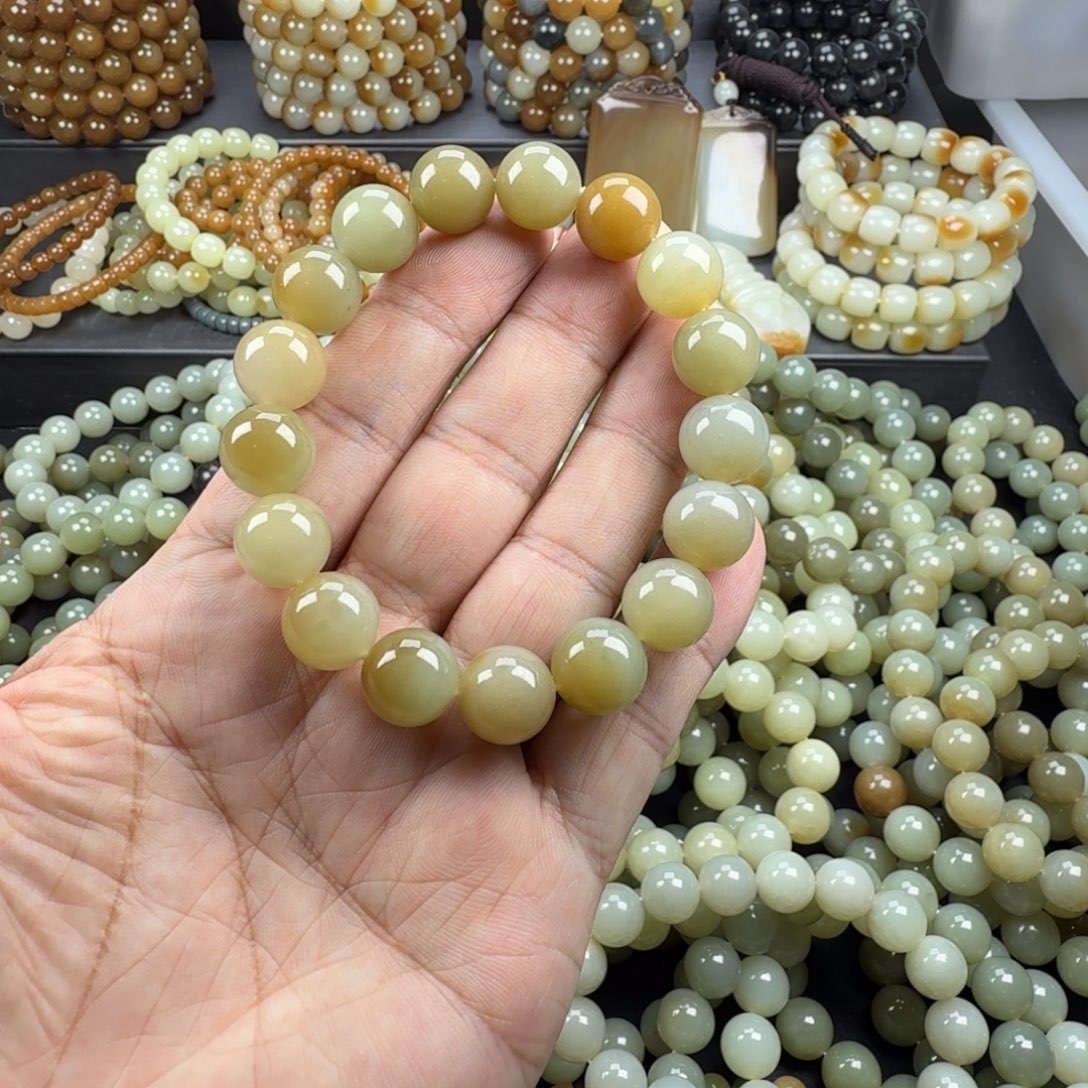 和田玉未镶嵌手链