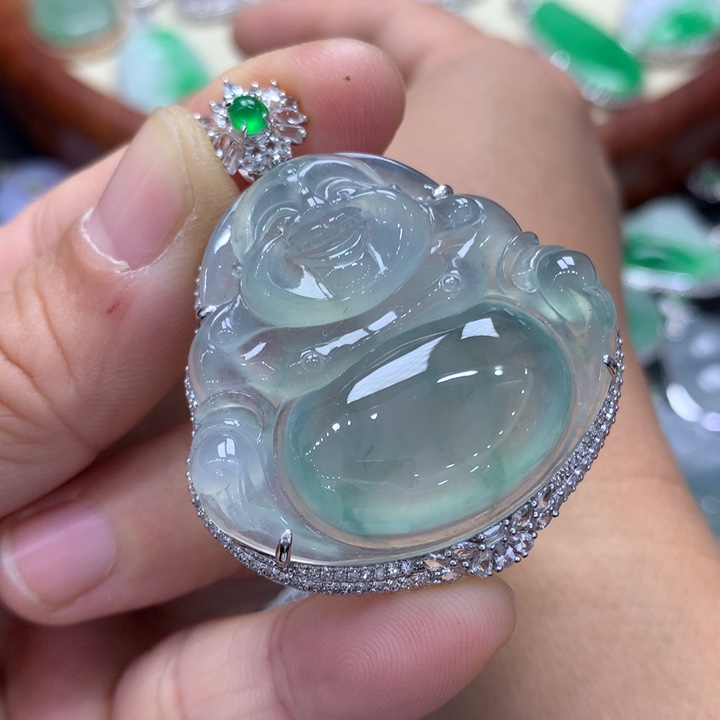 翡翠吊坠(不含链)18K金镶嵌