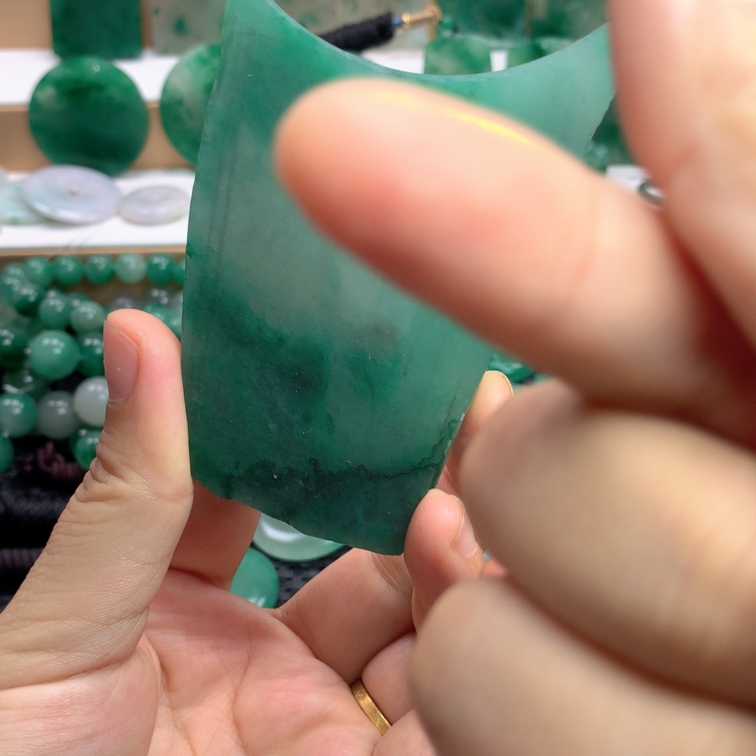 未镶嵌石英质玉珠宝半成品