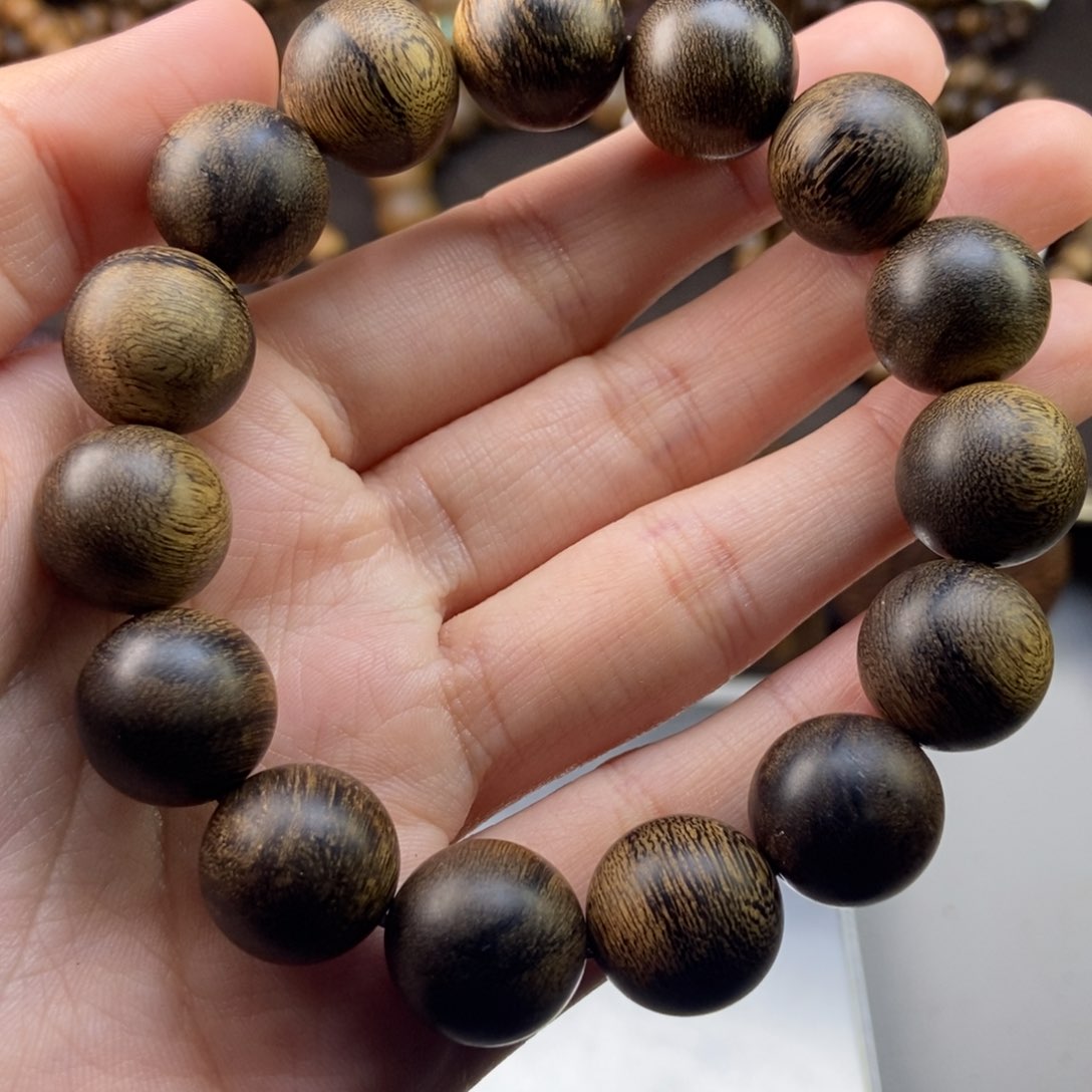 手串沉香太***法越南芽庄白瘤疤虎斑