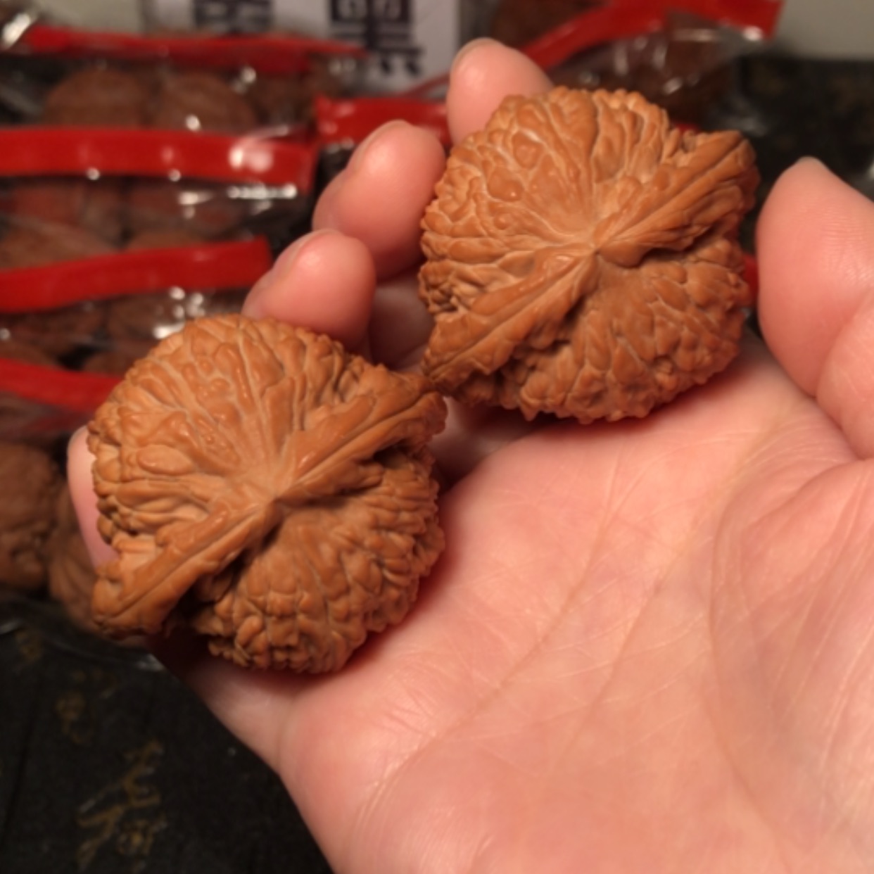 【闪购商品】文玩核桃把件白狮子47