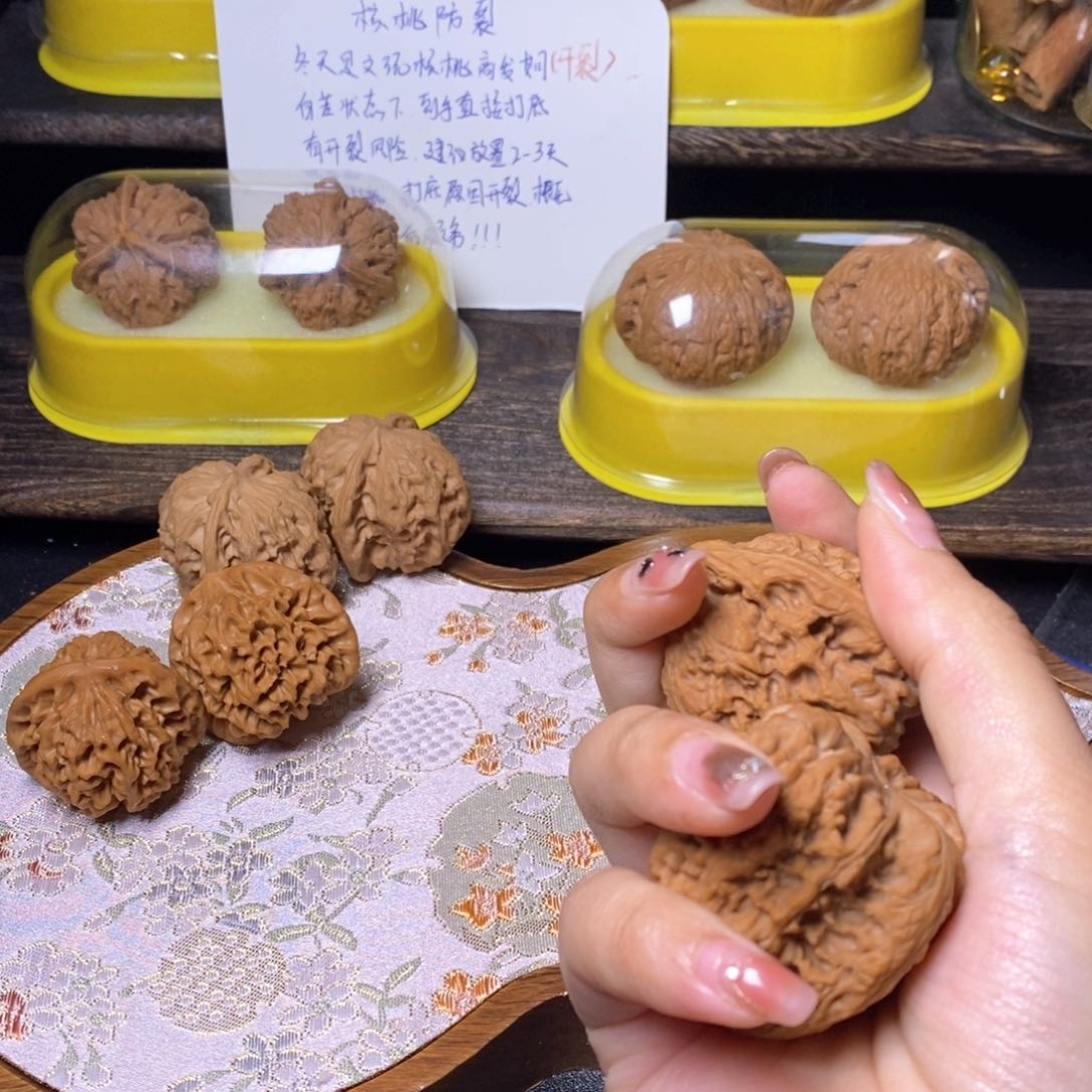 文玩核桃把件炒**儿南疆43全品