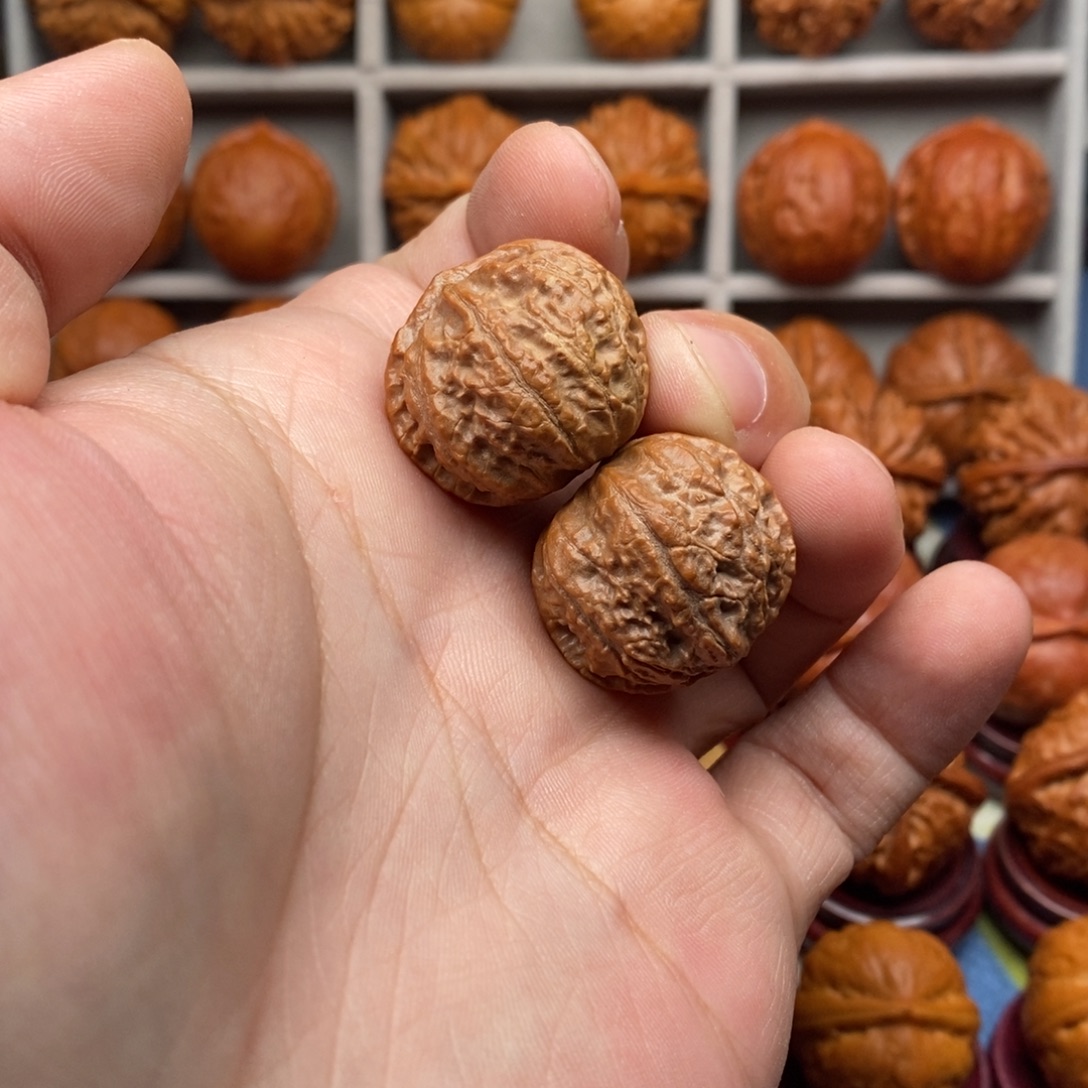 文玩核桃把件手捻