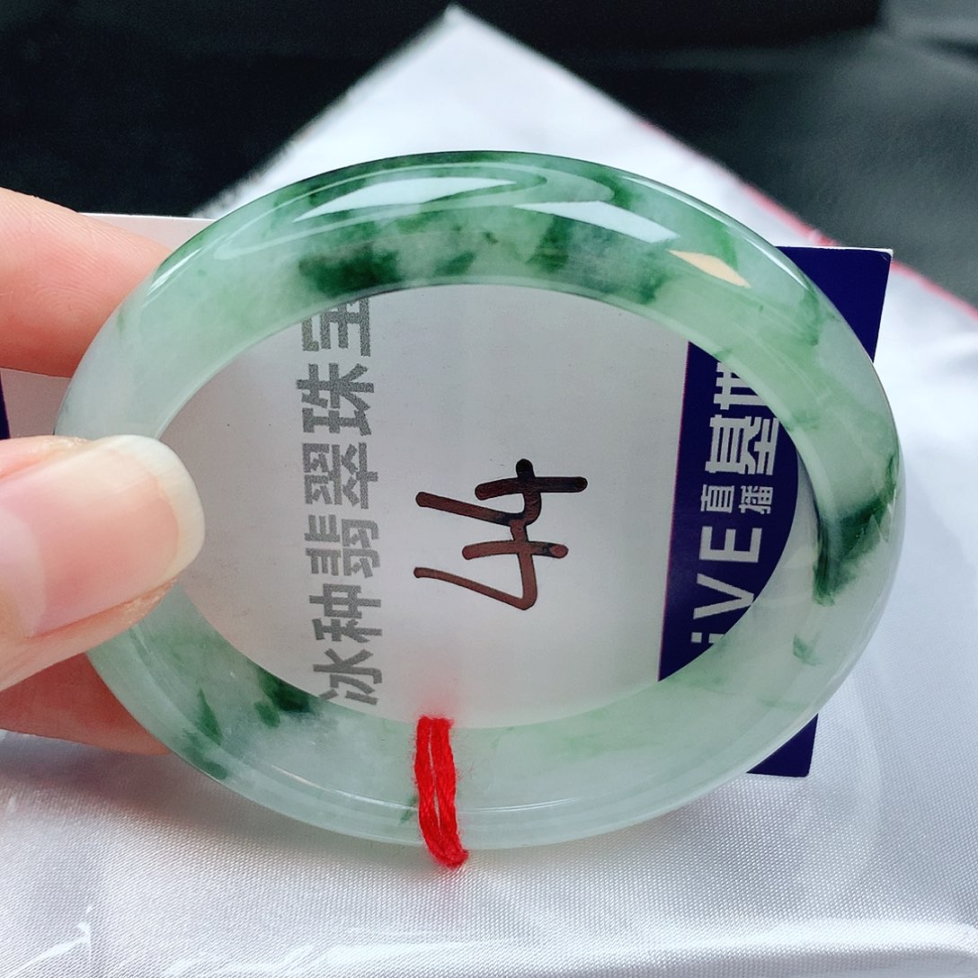 翡翠手镯未镶嵌缅甸天然A货翡翠手镯